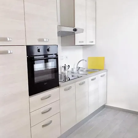 Minisuite Zefiro-Intero Appartamento Ad Uso Esclusivo By Appartamenti Petrucci Foligno Exterior foto