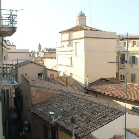 Minisuite Zefiro-Intero Appartamento Ad Uso Esclusivo By Appartamenti Petrucci Foligno Exterior foto